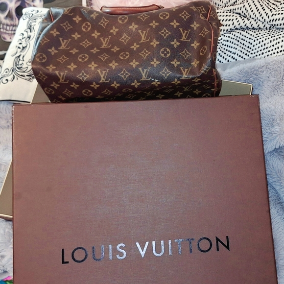 Louie Vuitton Speedy 35